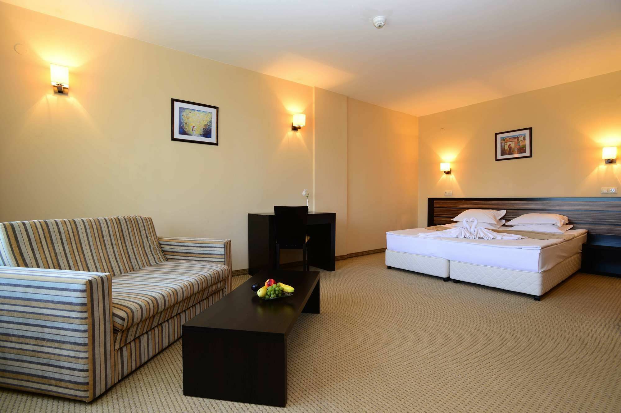 Hotel Mursalitsa By Hmg Pamporovo Ngoại thất bức ảnh